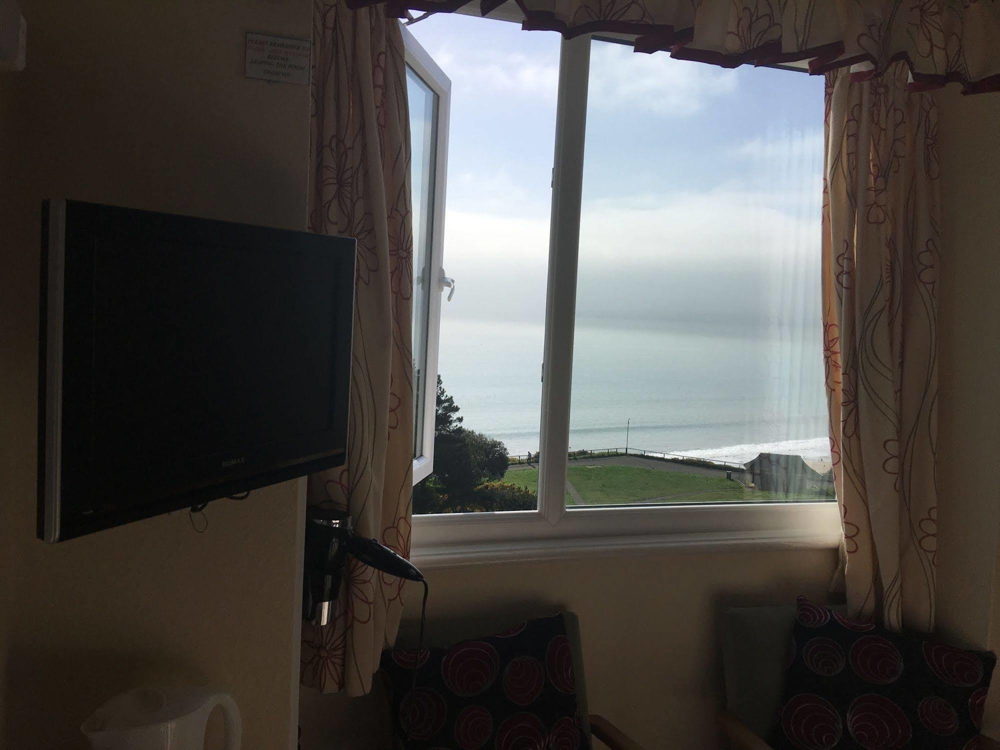 Hotel Riviera By The Sea Bournemouth Exterior foto